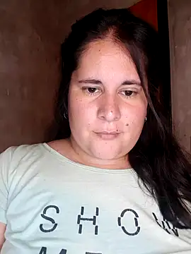 Clara_Arg live sex cam