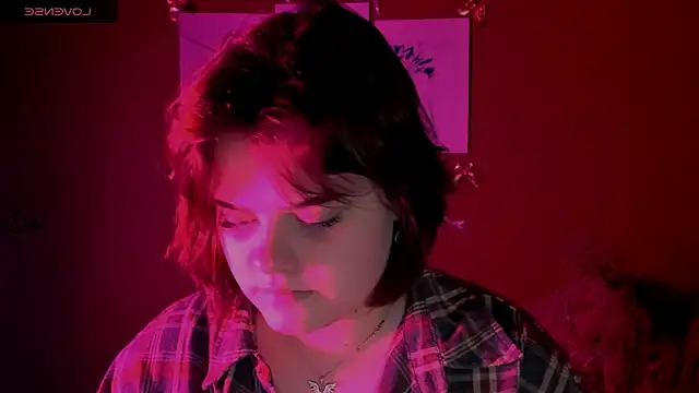 lika_pop's cam snapshot