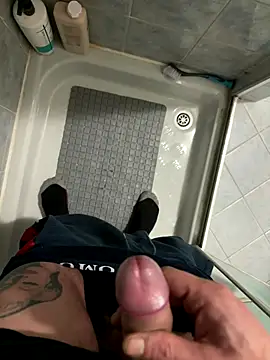 Io1994's cam snapshot