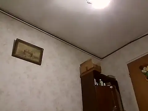 mariusica1@xh live sex cam