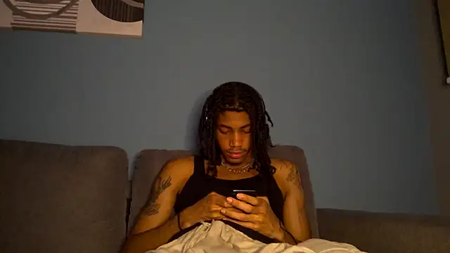 BlackBullTitus live sex cam