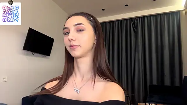 LinaMour's cam snapshot