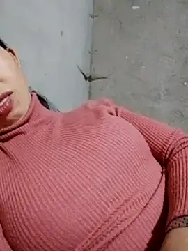 TRIEUTRIEU20's cam snapshot