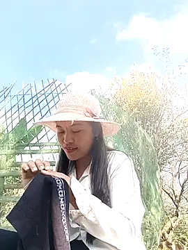 Alice-567's cam snapshot