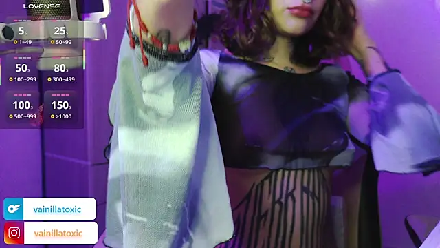 vainilla_doll's cam snapshot