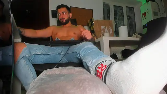 master9four's cam snapshot