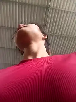 Pretty-haert's cam snapshot