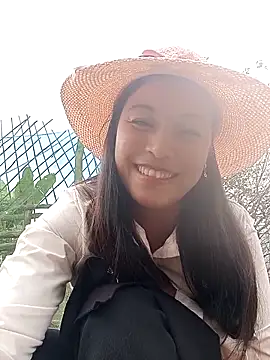 Alice-567's cam snapshot