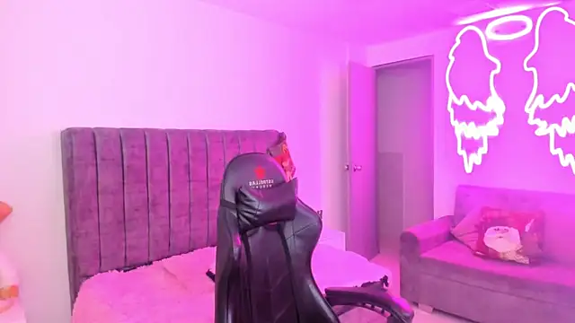 xiomara__cortes live sex cam