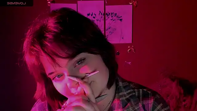 lika_pop's cam snapshot