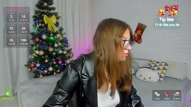 Viola_Wines's cam snapshot