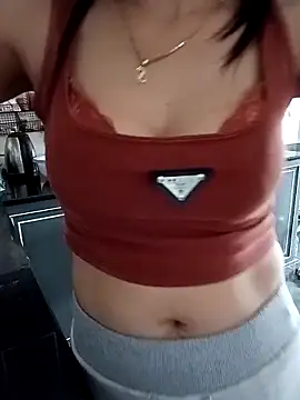 NaomyWet's cam snapshot