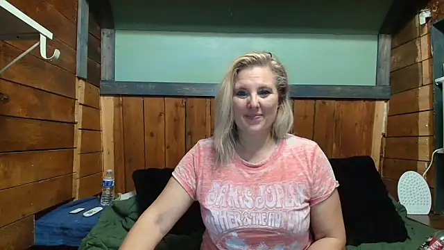 lisaxlovexxx's cam snapshot