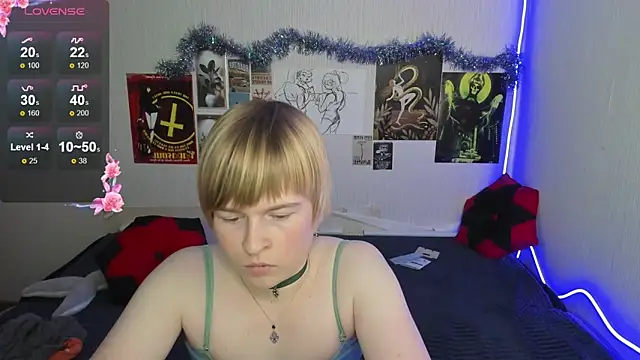 Cattie_w_'s cam snapshot