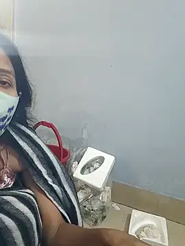 Koziekylie's cam snapshot