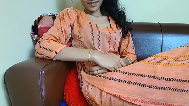 Sreya_'s cam snapshot