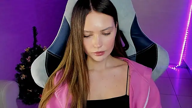 yourArya's cam snapshot