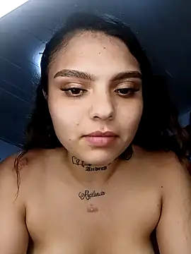 Alis_1327 live sex cam