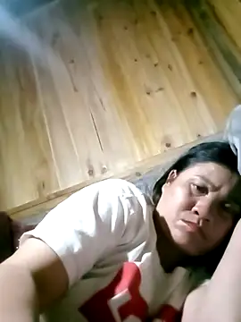 hey-bana's cam snapshot