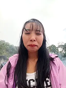 emaame68's cam snapshot