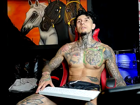 Molotov_Explosive live sex cam