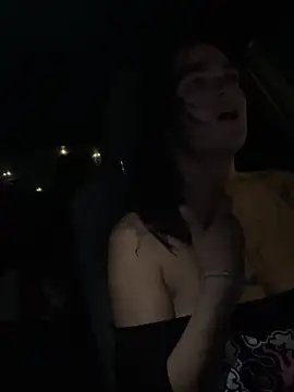 SafeinouterSpace's cam snapshot