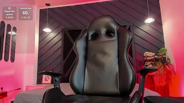 marco_garciia_'s cam snapshot