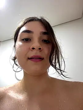 Valentina_ro live sex cam