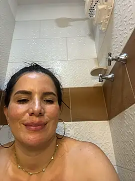 carol_latina13 live sex cam