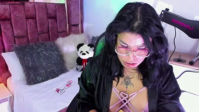 opalo_youns's cam snapshot