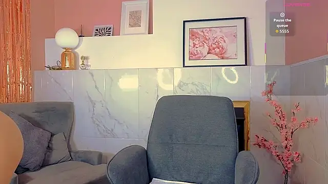 AshleyLuxy's cam snapshot