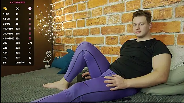 charlie_smiley live sex cam