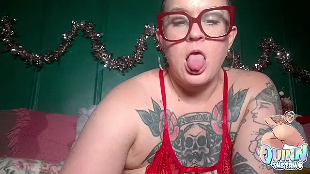 quinnmariexo live sex cam