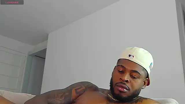 Makonneen live sex cam