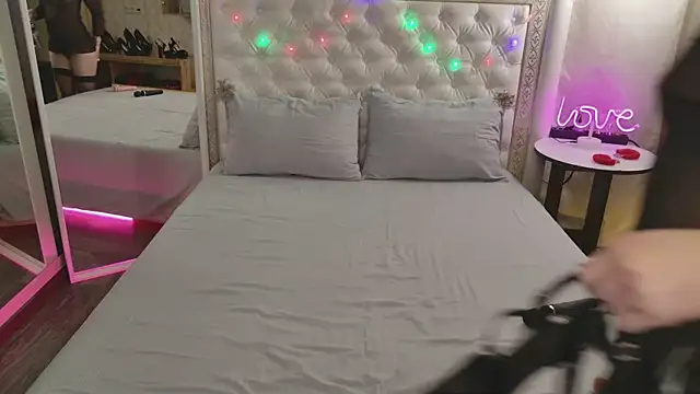 Alice_on_fire's cam snapshot