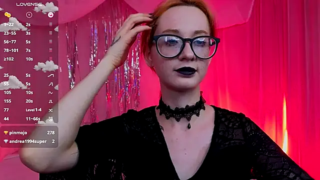 WICKEDEMBER's cam snapshot