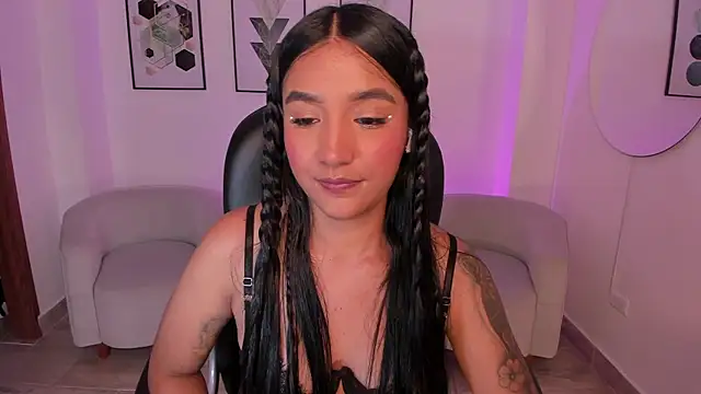 Beverly_johnson's cam snapshot