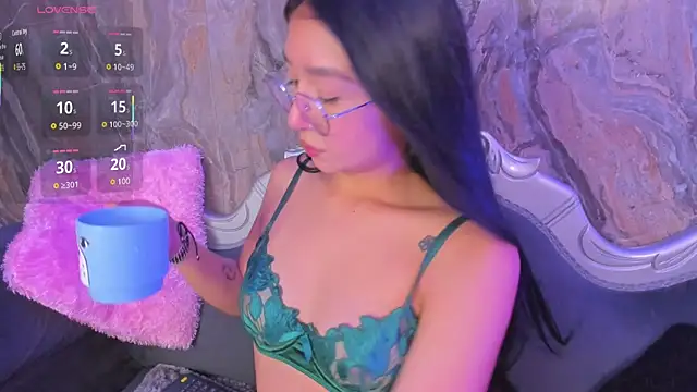 sydney_miller_'s cam snapshot