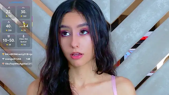 Sarah-Grace's cam snapshot