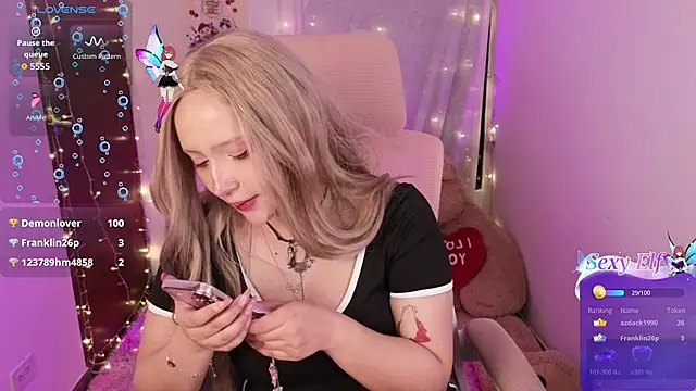 KuroChan420 live sex cam