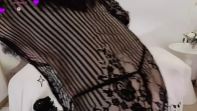 Dazzlebean live sex cam