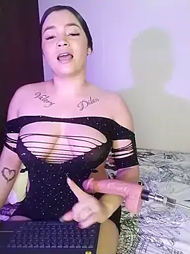 annyboobsxxx's cam snapshot