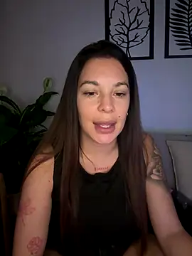 Flor_aura30's cam snapshot