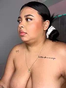 Emily_Cooper7's cam snapshot