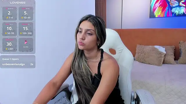 aniie_princess_18's cam snapshot