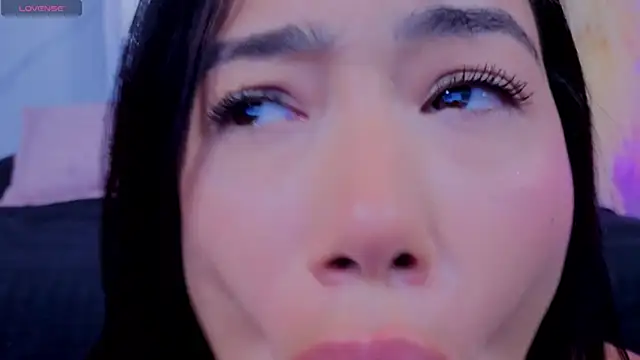 Chlooee__'s cam snapshot