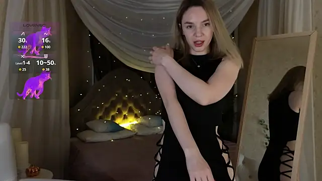 molly_crystal's cam snapshot