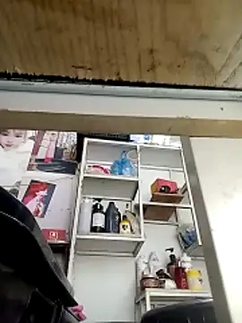 SARA6926969's cam snapshot