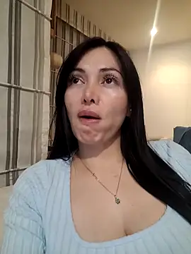 _monicab's cam snapshot