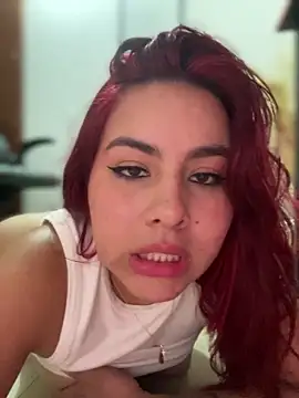 Zarahs_Blare1 live sex cam